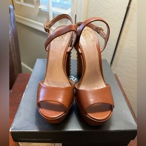 Brown platform wedge